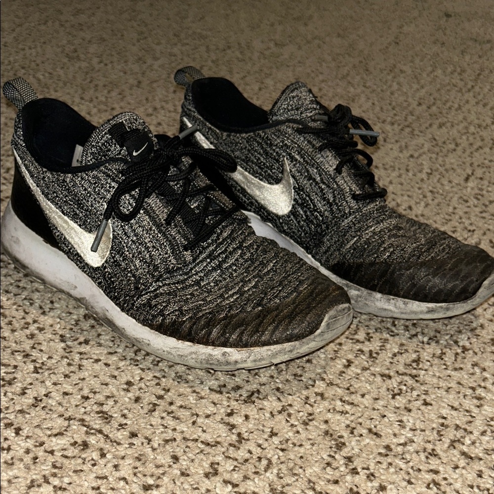 Nike Black and White Knit Running Shoes